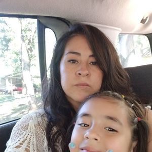 Meet your Posher, Yolanda